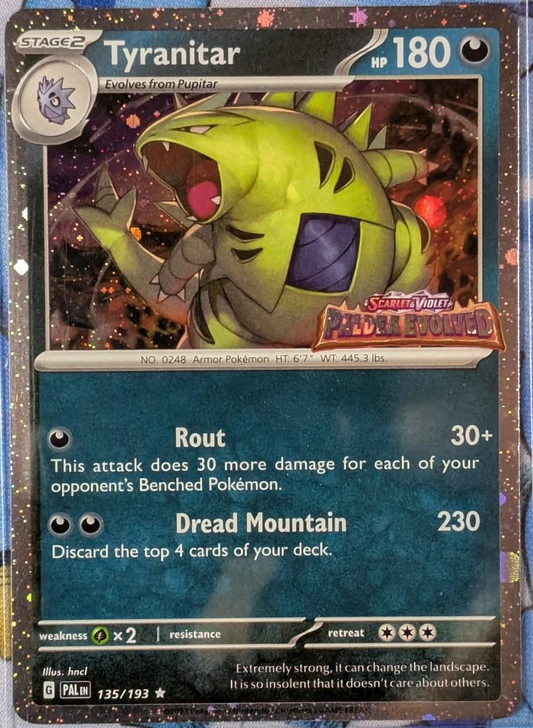 Tyranitar Stamped Holografico - Paldea Evolved